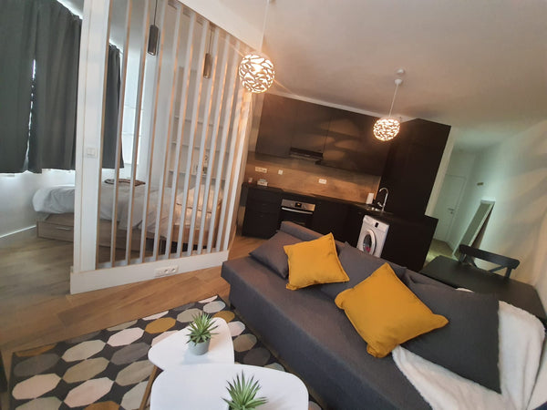 ENG: Sweet studio available to rent on the 2th floor. It's located at 2min from  Evere, Belgium City of Brussels Entire rental unit vacation rental 619375016698325698