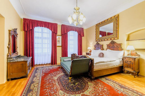 Beautiful spacious historic apartment in the heart of Prague. Prague, Czechia · Residence Cosia  ·  Apartment - Superior Entire rental unit vacation rental 40479816