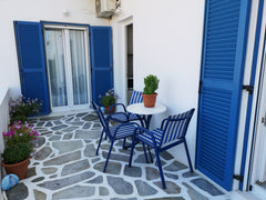 Our house is a spacious 85m² appartment, located 50m from the port, 40m from the Heraklion, Greece Minas House Antiparos (Center)!! Cycladic home vacation rental 15358345