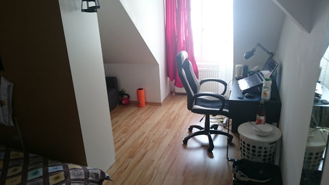 Cool room very close to the Vienna City Center. It literally takes you 5 minutes Vienna, Austria Room close to Vienna Center - 5 min Private room in rental unit vacation rental 12662967