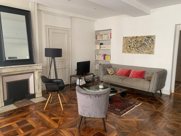Très bel appartement ancien au coeur de Lyon dans un quartier convivial avec tou Lyon, France Très bel appartement emplacement exceptionnel Entire rental unit vacation rental 51973394