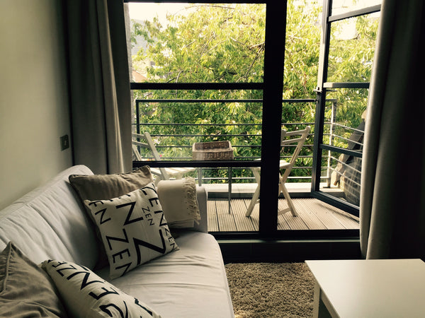 Genieten van een verwenweekje of een zakelijk verblijf in een stijlvol gemeubeld Ghent, Belgium LOFT- Duplex-in canopy of trees center Ghent Entire loft vacation rental 10308285