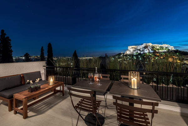 Ideally located in the area of Plaka with an amazing view over the Acropolis, ma Athens, Greece Executive 2 bdr Suite in Plaka - Acropolis view Entire rental unit vacation rental 18957139