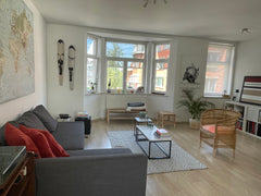 Magnifique appartement lumineux avec une grande terrasse. Métro à 2 minutes à pi Brussels, Belgium Appartement spacieux et lumineux avec une terrasse Entire rental unit vacation rental 651334773138530276