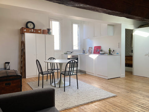 Appartement cosy situé entre  l'Amphitéâtre du Palais Gallien et le Jardin Publi Bordeaux, France Appartement ☆ Palais Gallien ☆ Entire rental unit vacation rental 54079812