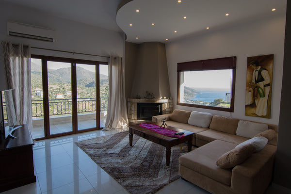 Spacious 3 bedroom house. With a nice sea view and mountain view. Αt the hill of Greece Sea view & mountain view 3 bedroom house Entire home vacation rental 22681020