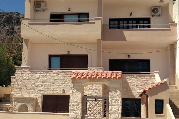 These 2 modern apartments are situated  in Koutsounari.<br />These 45 sq. Apartm  Nari Nari 1 Entire condo vacation rental 559314193807478409