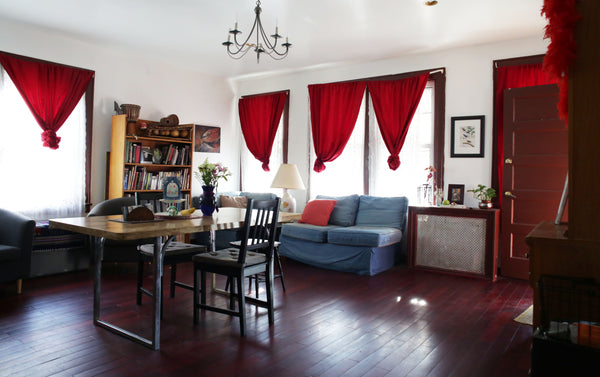 We have two sunny and quiet rooms in our home in Forest Hills. We're looking for New York, United States Home in Queens · ★5.0 · 2 bedrooms · 1 bed · 2 shared baths Private room in home vacation rental 2068054