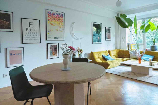 Calm room in a mid century apartment<br />Thoughtfully decorated<br /><br /><b>T Antwerp, Belgium Room in mid century apartment Private room in rental unit vacation rental 20180851