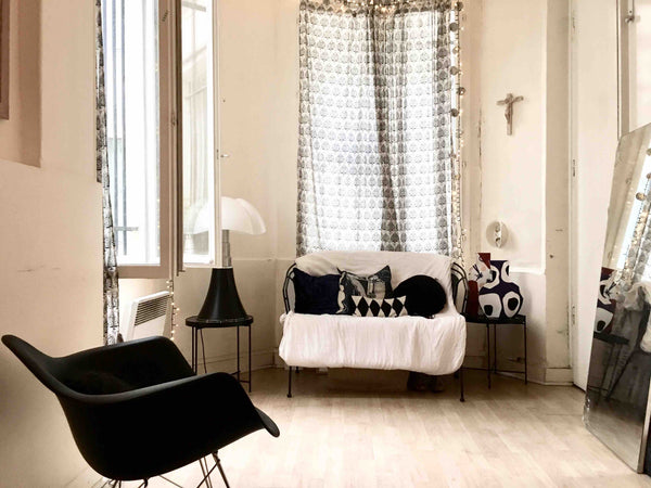 Quiet apartment , overlooking a courtyard , cocoon atmosphere , perfectly locate Paris, France Artist Apartment Entire rental unit vacation rental 11254716
