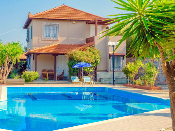 Note: You can directly book the best price if your travel dates are available, a Cyprus Apollo for 6 persons Entire home vacation rental 50094520