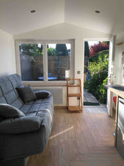 Détendez-vous dans ce logement calme et élégant.<br />Micro maison qui a tout d' Lyon, France Micro maison +jardin privé+parking Lyon métro + T4 Private room in tiny home vacation rental 50130648