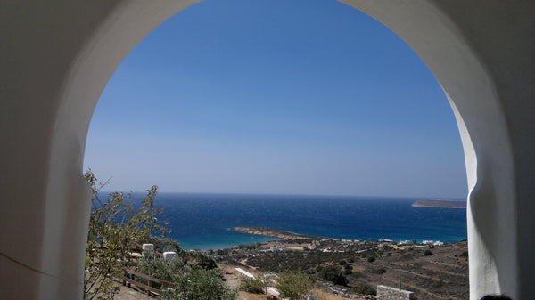 10% off in June and July for minimum 5 day stay and reserve by end of May.<br /> Bethesda, MD TARA Villa in Paros island Cycladic home vacation rental 10526265