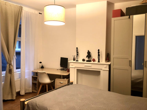 Cosy 16m2 bedroom in a bright and spacious apartment recently renovated. Located Champigny-sur-Marne, France Private room in Saint-Gilles, near city centre Private room in rental unit vacation rental 48468302
