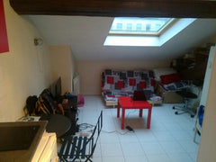 Studio 1 pièces a vivre avec une cuisine équipé ( plaques, frigo...), futon qui  Lyon, France Studio - Hypercentre de Lyon 2eme Entire rental unit vacation rental 8688733