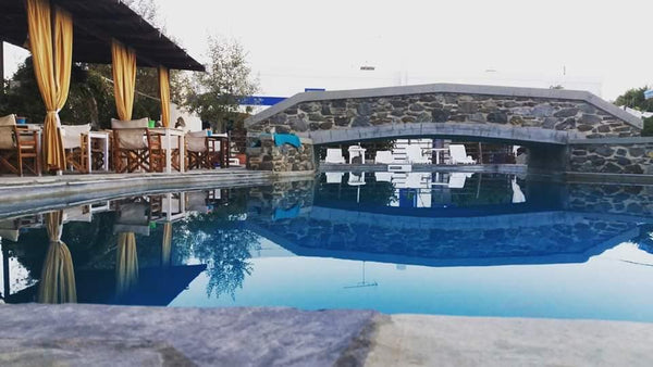 A bright, comfortable house located at a village on Syros island.<br /><br /><b> Greece Big and comfortable house with swimming pool Entire home vacation rental 31307037