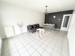 Oubliez vos soucis dans ce logement spacieux et serein.<br /><br /><b>License nu Lyon, France Spacieux appartement Entire rental unit vacation rental 764996194877890550