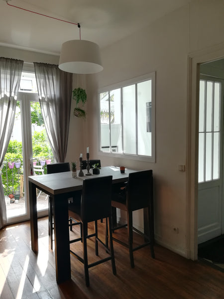Bienvenue dans notre échoppe d'environ 150m2, avec 3 chambres. <br />Il s'agit d Bordeaux, France Echoppe/Maison T4 150m2 avec terrasse proche Quais Entire home vacation rental 26464039