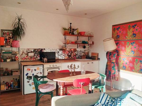 Appartement cosy qui comblera les esprits tranquilles! J'y vis toute l'année, il Lyon, France Simple, chaleureux & calme au cœur du 7°! Entire rental unit vacation rental 26712764