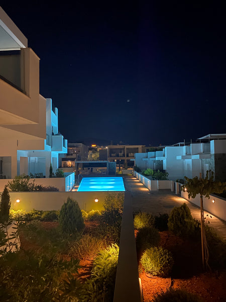 Gardenhouse 1<br />Genieße ein stilvolles Erlebnis in dieser zentral gelegenen U  Neue moderne Ferienwohnung direkt am Meer mit Pool Entire vacation home vacation rental 688386107226969780