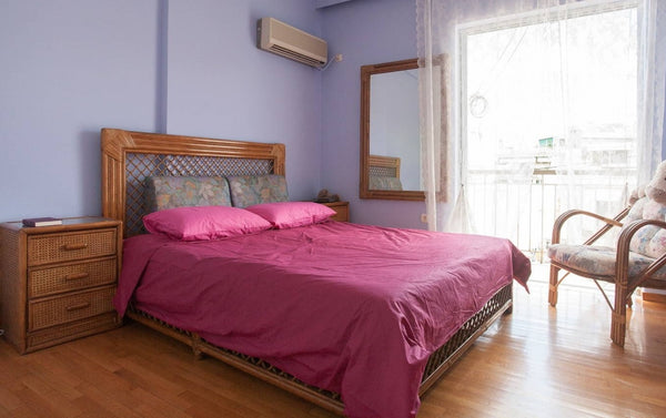 This is a comfortable room at a spacious (120m²) apartment. There is a bathroom  GR Comfortable Room 10 minutes walk from Acropolis Entire condo vacation rental 32067058