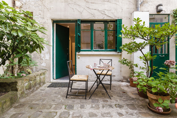 Studio in the lively heart of Paris. The apartment is quiet with kitchen and bat Chennevières-sur-Marne, France Quiet studio in downtown Paris Entire rental unit vacation rental 6547059