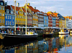 The room is on top floor in quite oasis. <br />The area is full with gourmet caf Copenhagen, Denmark Perfekt room with balcony Private room in rental unit vacation rental 13470008