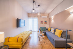Modern design apartment at koukaki<br /><br /><b>The space</b><br />Welcome to t Patras, Greece Brand new aprtm touching Acropolis in koukaki Entire rental unit vacation rental 41672289