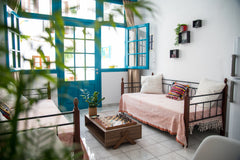 Spacious and cozy apartment with a beautiful yard, located in a picturesque neig  Flou House Cycladic home vacation rental 37576473