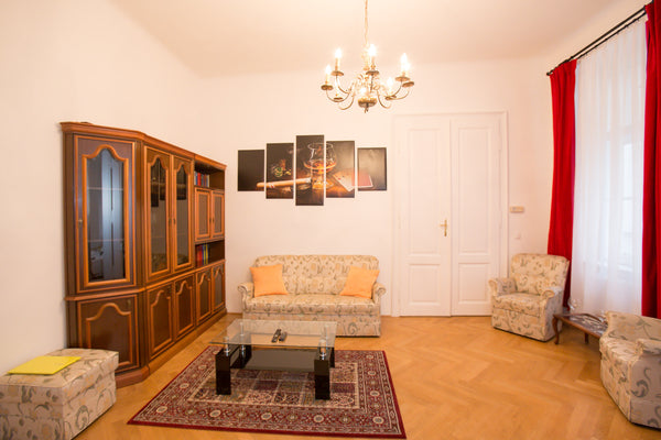 Diese besondere Unterkunft hat einen ganz eigenen Stil.  Apartment Opera 2 Entire rental unit vacation rental 50081422