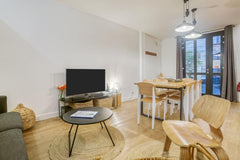 Within minutes of Bastille and Marais, that beautiful loft for 8 people / 3 room Paris, France CHEMIN VERT 2 Entire rental unit vacation rental 4766306