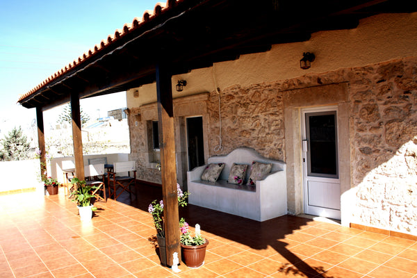 Vafis House, a bright, airy and spacious 2 bedroom house with full kitchen and a  To Spiti tou Vafi - 