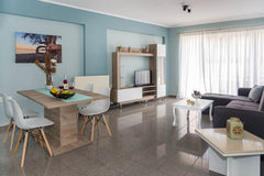 A spacious, modern and bright downtown apartment in Sitia, just 5 minutes walk t Athens, Greece [NEW] Modern downtown apartment, 5min from beach Entire rental unit vacation rental 32513187