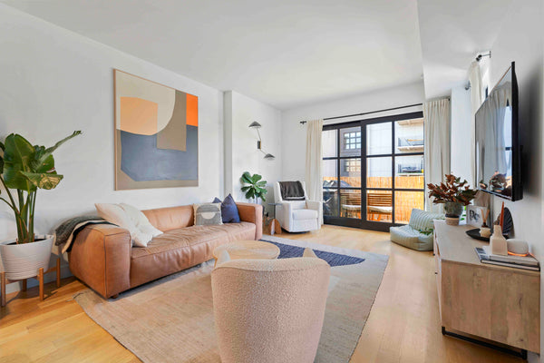 3BR + 3BA apt across the street from McCarren park in Williamsburg/Greenpoint<br New York, NY Condo in Brooklyn · 3 bedrooms · 3 beds · 3 baths Entire condo vacation rental 683337685088953709