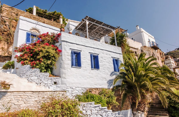 The villa  is a traditional, fully and recently  renovated  three level  “Dove-c Athens, Greece 