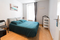 <b>The space</b><br />Cher voyageur, bienvenu !<br /><br />Je mets à disposition Paris, France Belle chambre proximité Montmartre Private room in rental unit vacation rental 9815866