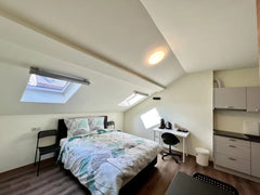 A small and simple appartement in the center of Brussels. It's located on the 4t  Simple appartement in the centre of Brussels Entire condo vacation rental 675857361182151216