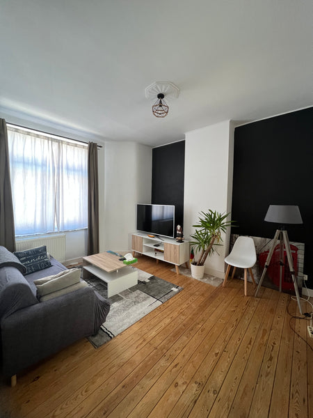 Spacieux et lumineux appartement de 72m2 situé au 1e étage d'une résidence sécur Brussels, Belgium Spacieux Appartement au coueur de Bruxelles Entire rental unit vacation rental 24495055