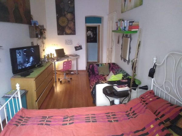 Nice room perfect for a couple in a cosmopolitan bohemian neighborhood  three bl  Nice room in a great location here in Vienna Private room in casa particular vacation rental 587628506640626325