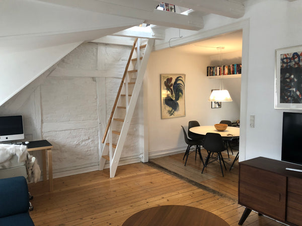 Kære gæst<br /><br />Drømmer du om en bytur med din mand/kone eller kæreste? Ell  Charmerende loftslejlighed i hjertet af København Entire loft vacation rental 29953217