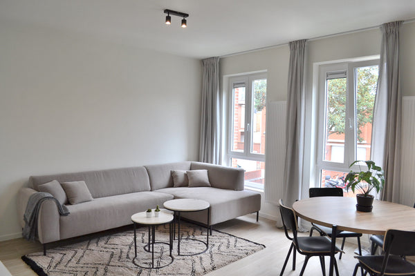 GEMEUBELD, VERHUUR MOGELIJK VANAF 6 MAANDEN<br /><br />Gerenoveerd appartement o Antwerp, Belgium Gemeubeld appartement min. 6 maanden Entire rental unit vacation rental 49578305