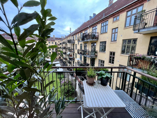 Nyd en dejlig ferie på Frederiksberg på grænsen til Nørrebro og stefansgadekvart Copenhagen, Denmark Skøn lejlighed med lækker, solrig altan og byliv Entire condo vacation rental 643157636369271668