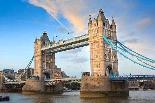 Fullday London Private tour with Car & Guide  Private Tours and Travel Guide Europe London CITY London Destination Tour