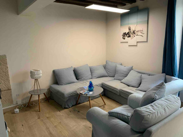 Situated in the heart of Paris 5th arrondissement near the very animated rue Mou Houdan, France Charming , romantic flat in Paris 5th ! Entire rental unit vacation rental 18371309