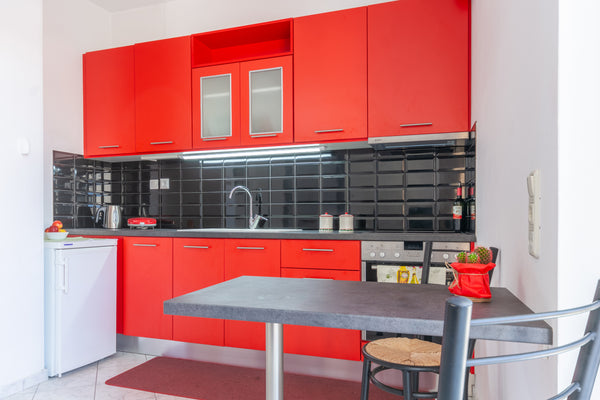 The appartment is  located 2 minutes from Archaeological Museum and Liberty Squa Heraklion, Greece Sunny appartment in the heart of center Entire rental unit vacation rental 33069849