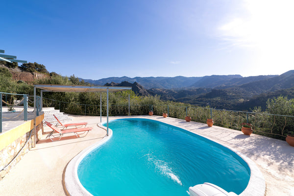 Residence No 1 has a maximum capacity of 5 people and has a [1] double bed and 3 Nea Alikarnassos, Greece Sarakinas Residence | Private Pool | Sea View Entire home vacation rental 20398998