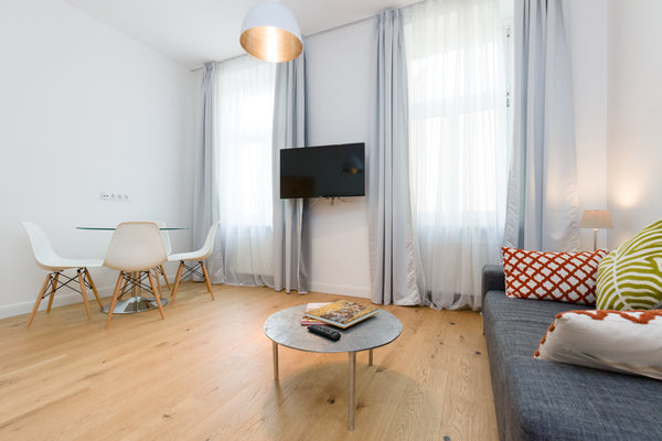 Centrally located studio apartment in Vienna - not far from the famous Lichtenst Vienna, Austria Luxury Studio Apartment in Center Entire rental unit vacation rental 2920209