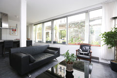 Enjoy awakening by the sound of birds whilst still being in the center of Paris  Paris, France Amazing House Living central Paris Entire rental unit vacation rental 1203204