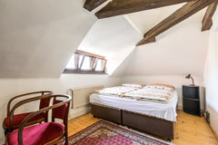 <b>The space</b><br />Beautiful attic double room combines aesthetics of ages lo  Beautiful attic double room Private room in bed and breakfast vacation rental 24030098