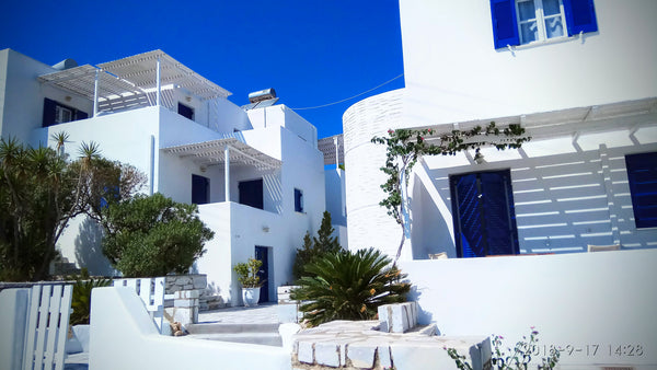 Located 100 meters from the Logaras sundy beach ,.Piso Livadi and Marpissa vilag Paros, Greece Nicos studio H Entire rental unit vacation rental 15167034